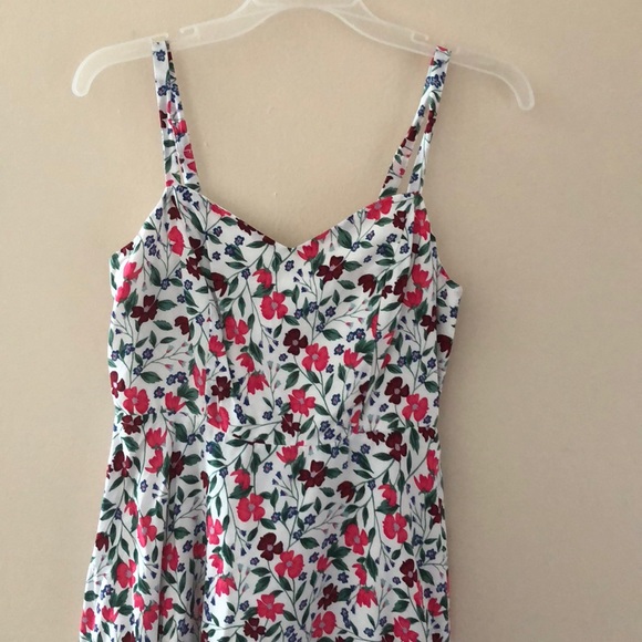 Old Navy Fit & Flare Tiered Cami Dress for Women - Picture 5 of 7